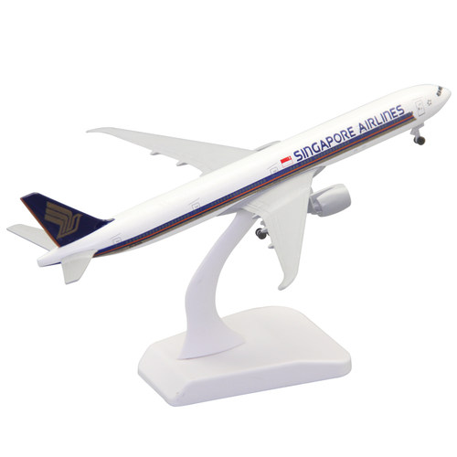 波音新加坡18厘米带轮飞机模型