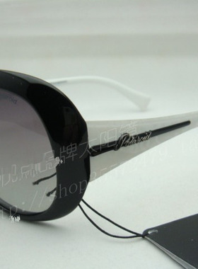 宝丽来女款偏光太阳镜