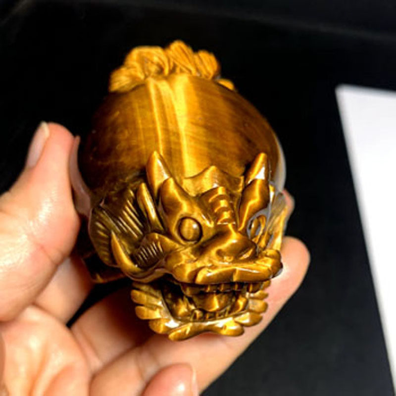 天然黄虎石龙龟手把件虎睛石实物