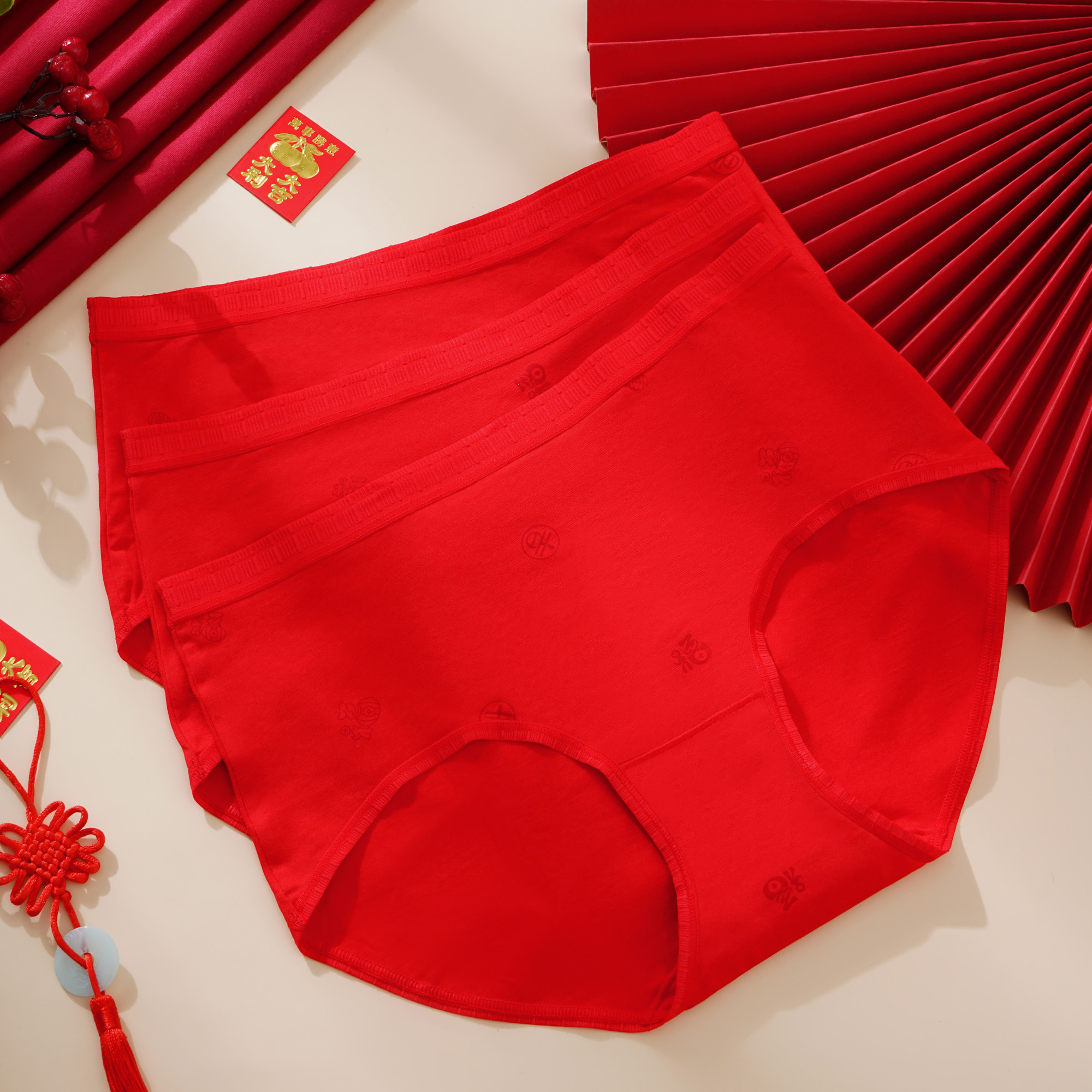 意大莱本命年内裤女士莫代尔柔软舒适鸿运大红色内衣三角短裤头,女士内衣/男士内衣/家居服,女三角裤,淘宝优惠券,粉丝福利购,淘宝优惠卷