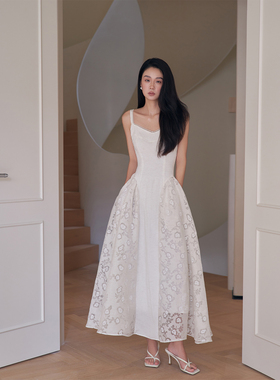 签儿2025年夏季白月光领证小白裙复古绝美收腰小众拼接蕾丝吊带裙