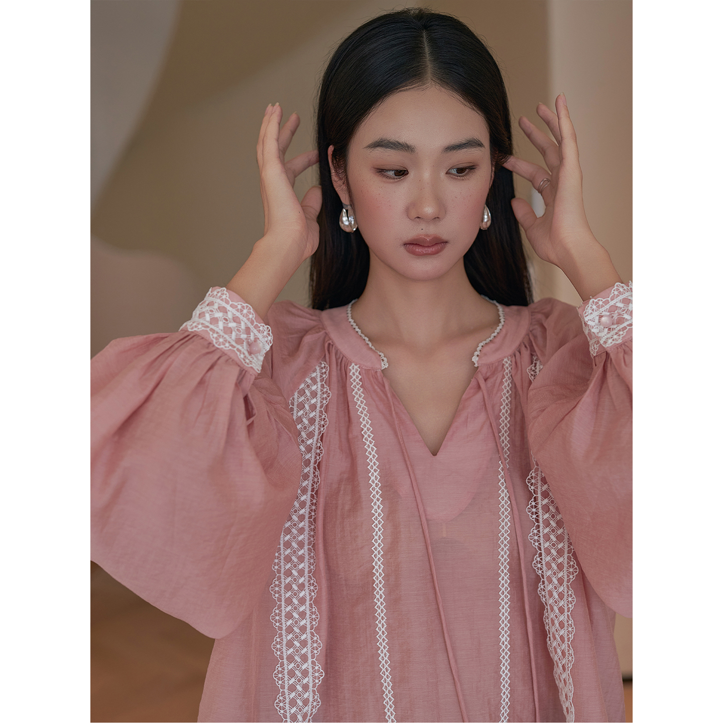 签儿法式蕾丝花边高级感衬衫