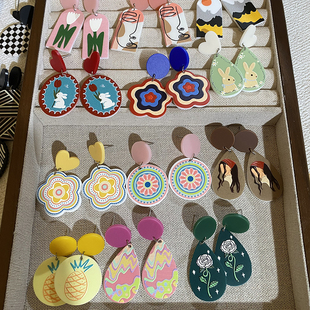 欧韩春夏天彩色多巴胺涂鸦花朵亚克力夸张耳环设计感甜美耳饰耳夹