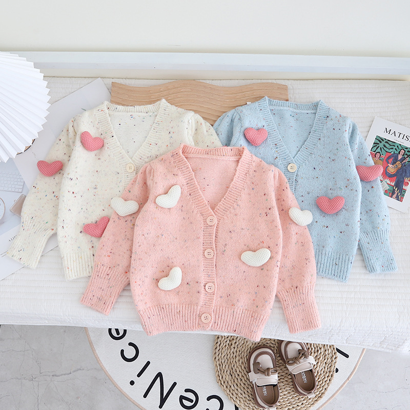 mld女童可爱针织开衫纯色春装新款女宝宝爱心毛衣儿童毛线小外套