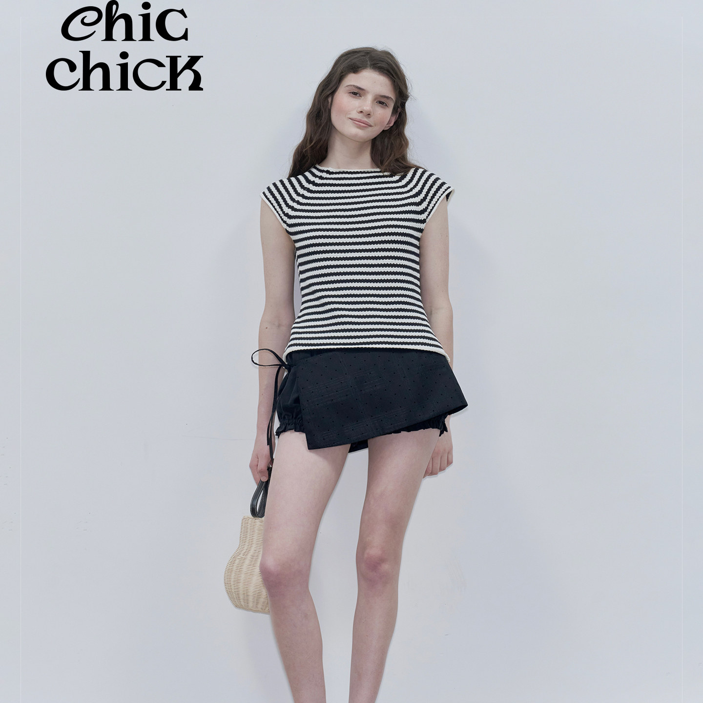 ChicChick时髦小鸡新品 法式复古黑色宽松网纱波点暗纹南瓜短裙裤