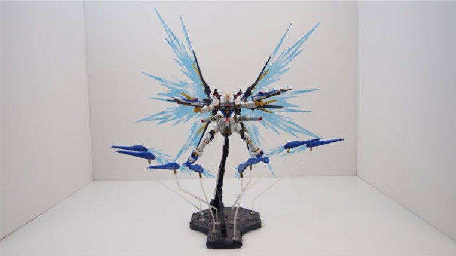 【大模玩】 rg 天空之翼 强袭自由 strike freedom 光翼 带特效件