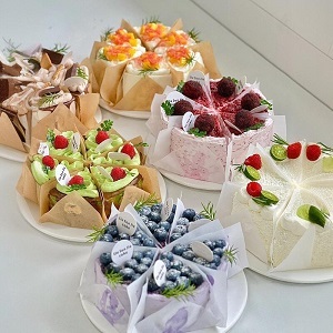 切块蛋糕包装纸油纸提拉围边米苏分隔烘焙垫纸甜品防油包装分隔纸