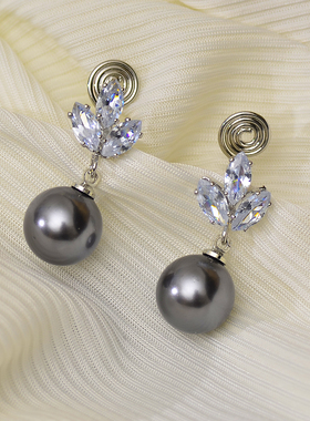 简约新款超闪锆石无耳洞耳夹气质时尚灰色珍珠蚊香盘耳坠设计感女