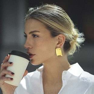 WEARRING 2026新款欧美网红同款高级感不规则方形耳环耳坠女