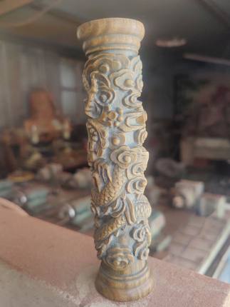绿檀盘龙柱手把件雕刻盘工艺品居家桌摆日常观赏品文玩小物件