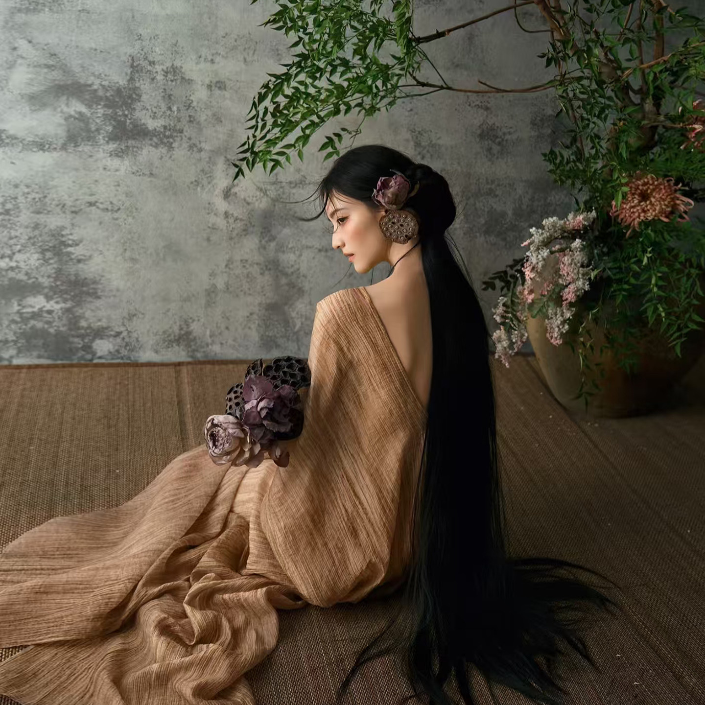 影楼少女拍照灰色油画摄影背景布高级冷清风少女油画拍照背景纸,3C数码配件,背景布类,淘宝优惠券,粉丝福利购,淘宝优惠卷