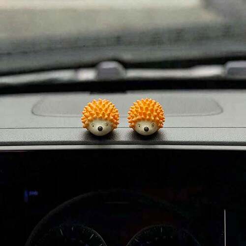 小刺猬车载摆件可爱治愈系减压汽车中控台车门装饰品车内摆件