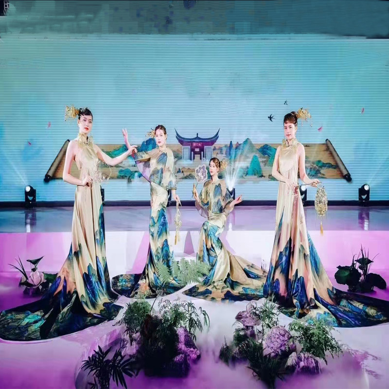 女士长袖复古风千里江山主题模特走秀晚礼服年会舞台表演服装租赁
