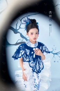 儿童摄影服装男女童青花瓷新中式国风国潮古装模特走秀汉服演出服