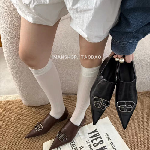 wins shoes法式新款走秀风 尖头深咖装饰扣时尚小皮鞋平底鞋女鞋