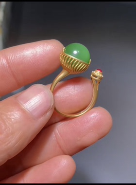 高品质和田玉超精致超美 粉绿色猫眼碧玉戒指18k金镶嵌  颜色绝美