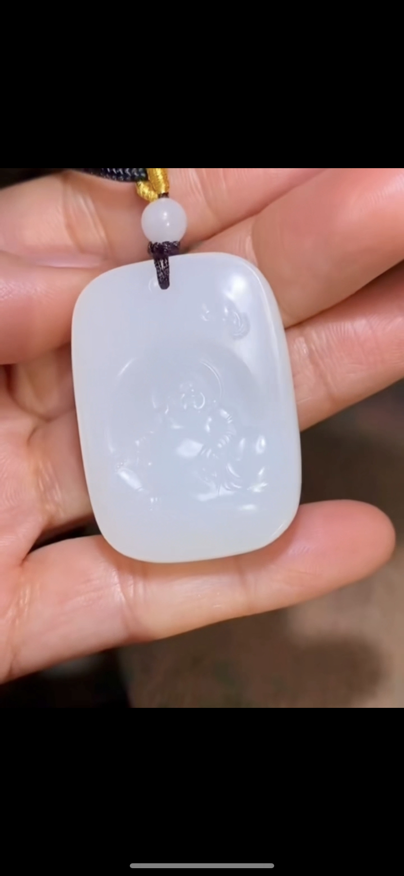 精品新疆和田玉籽料弥勒佛牌一级白油性脂粉好的年糕料40*29*12mm