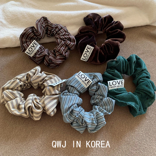 韩国进口LOVE小号肠圈丝绒绿波点灯芯绒条纹发圈日常马尾盘发发绳
