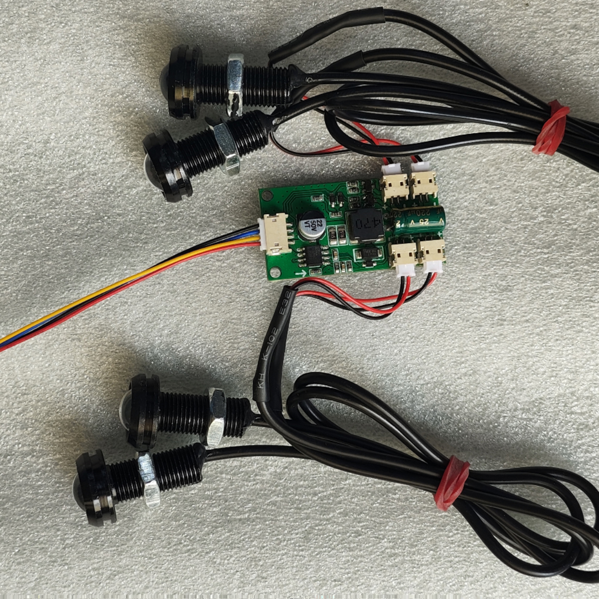 DIY扭扭车刹车灯照明灯控模块