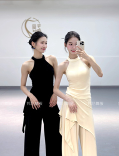 邦尼现代练功服成人挂脖针织上衣百搭显瘦背心女无袖高弹打底内衣
