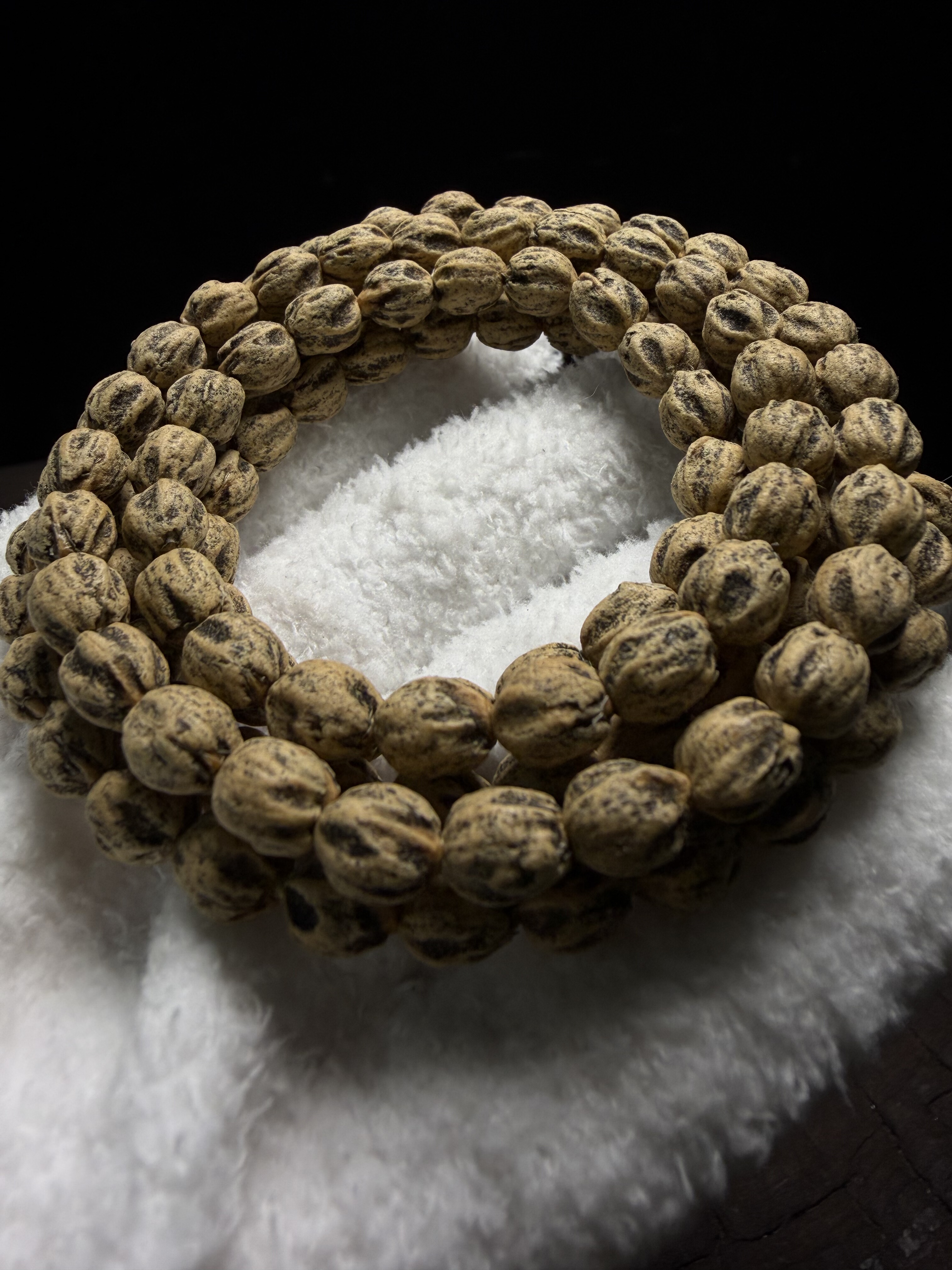 孤品热振柏香籽原桩尸坨林满鬼狂野帅气108长串文玩挂脖一物一图