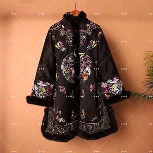 25454新款前后团花纹棉服