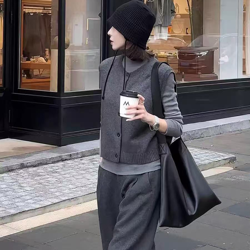 圆领100羊毛衫无袖叠穿马夹开衫