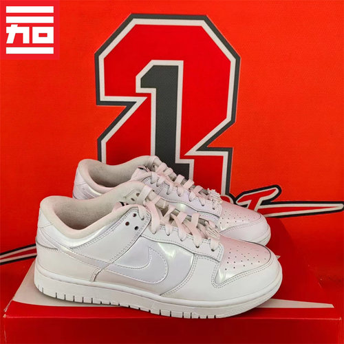 Nike耐克复古运动休闲板鞋