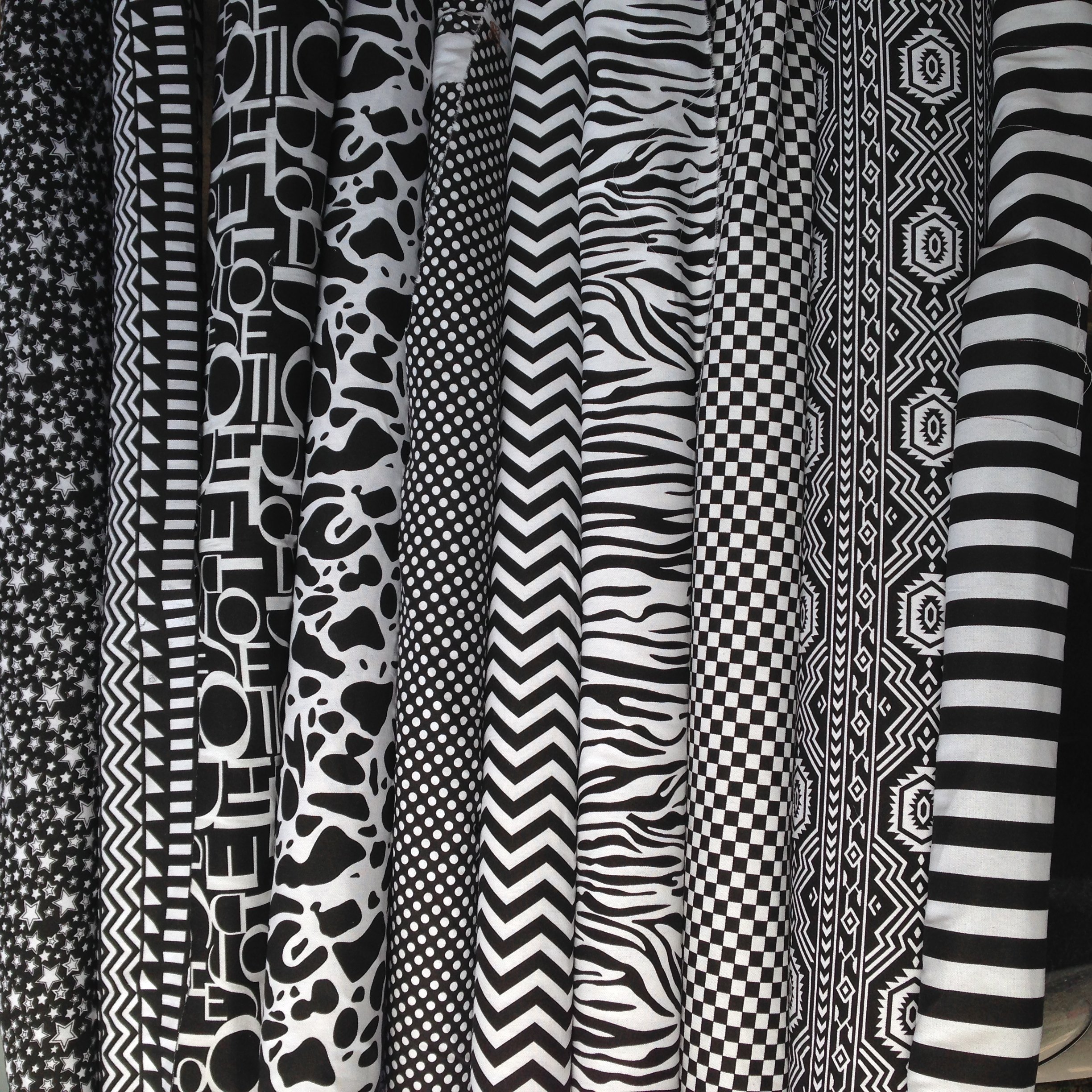 加厚棉麻印花帆布沙发布套桌布窗帘抱枕包宠物窝座垫黑白条斑马纹