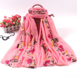 秋冬新款民族风棉麻刺绣围巾女长款百搭两用披肩绣花花朵韩版丝巾