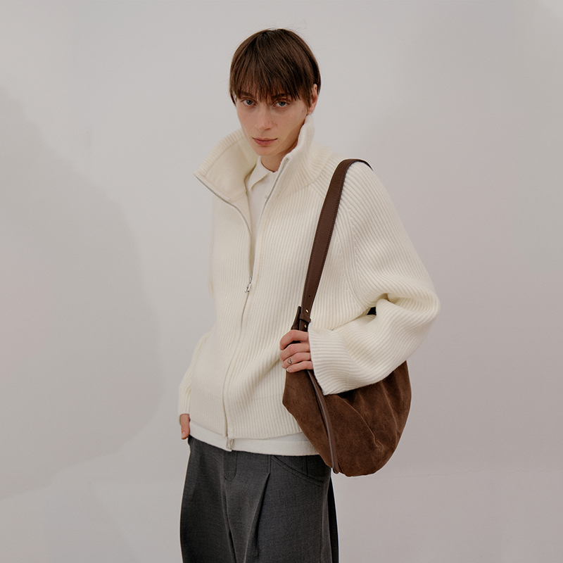 COLN高领拉链开衫毛衣