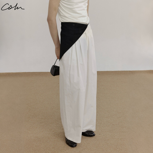 型也藏着冷静 版 讲究 行走带点窸窣声像夏夜低语 COLN宽松直筒裤