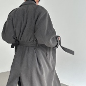 风衣给 长款 郁郁是这样一件怎么都穿不腻搭不腻 COLN属于秋日