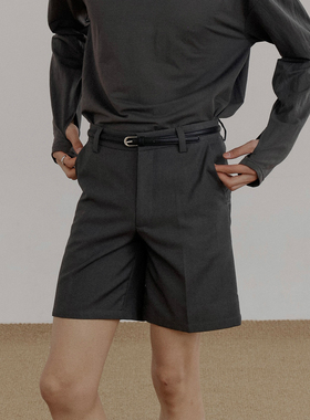 COLN 四寸西装短裤