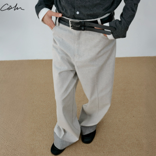 COLN难道蓝or黑才是好看 吗这条翻边灰牛仔够颠覆也够时髦 牛仔裤