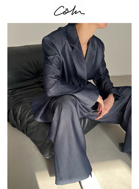 COLN不攀附潮流的牛仔西装套装自有它的性格 如你一般不屑于从众