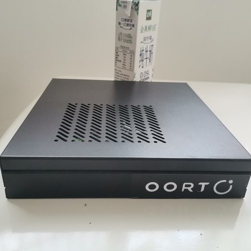 飞牛J1900迷你主机8+120G