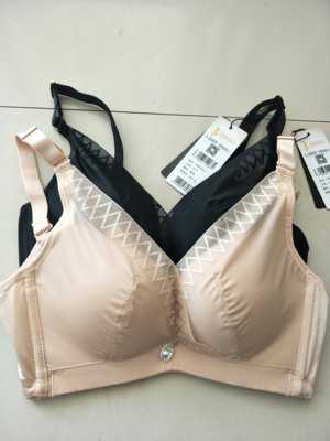 2018纤妍调整型无钢圈抹胸中厚杯