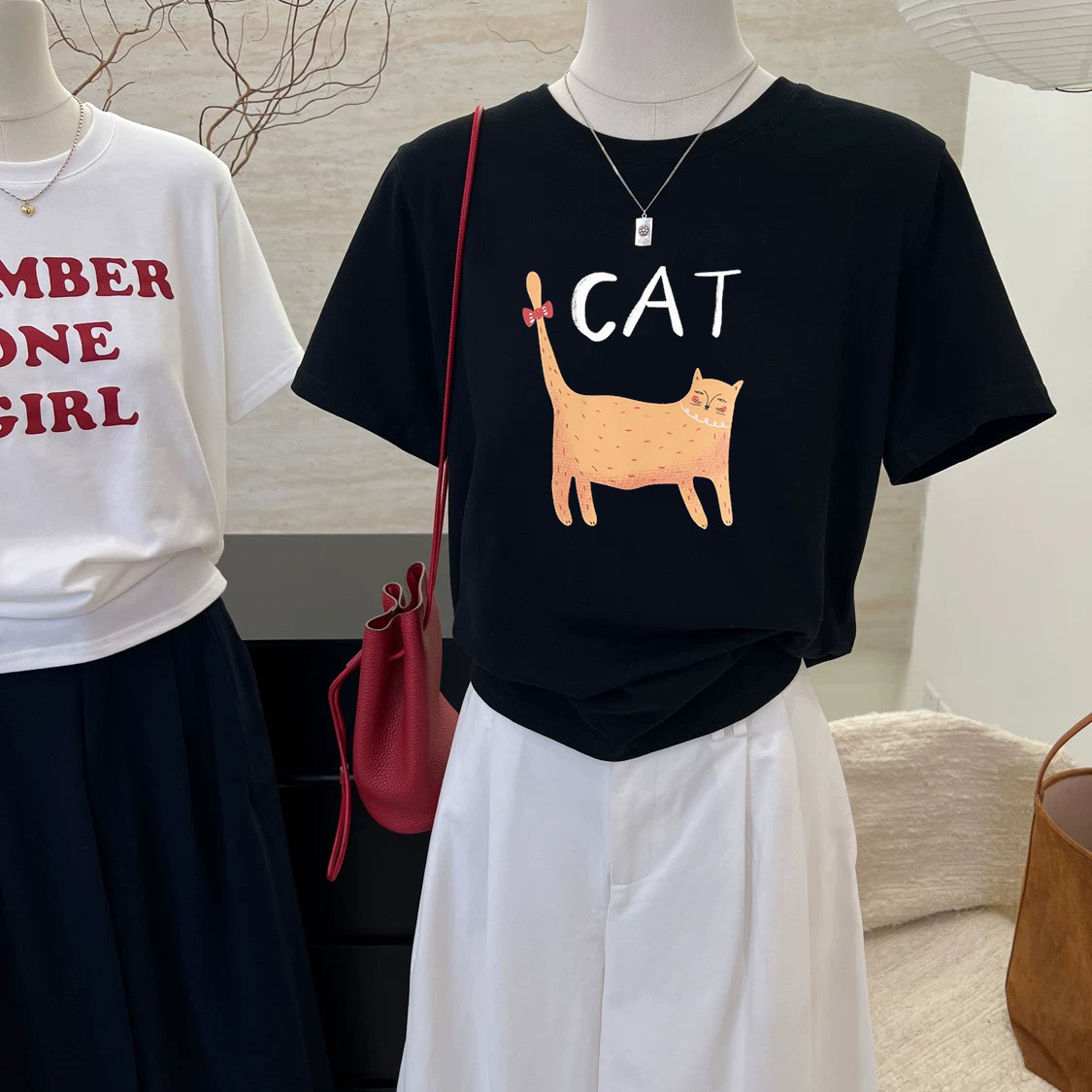 可爱猫咪印花短袖正肩T恤
