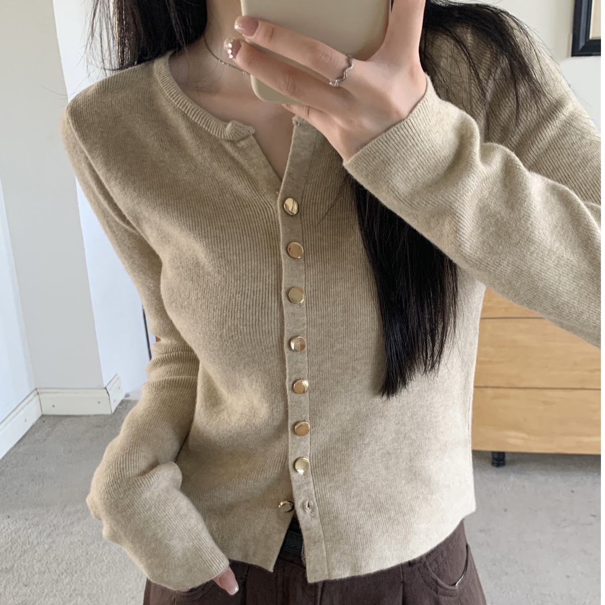 温柔风设计感短款休闲长袖针织衫