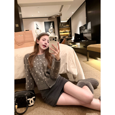 格雷学姐羊毛针织开衫