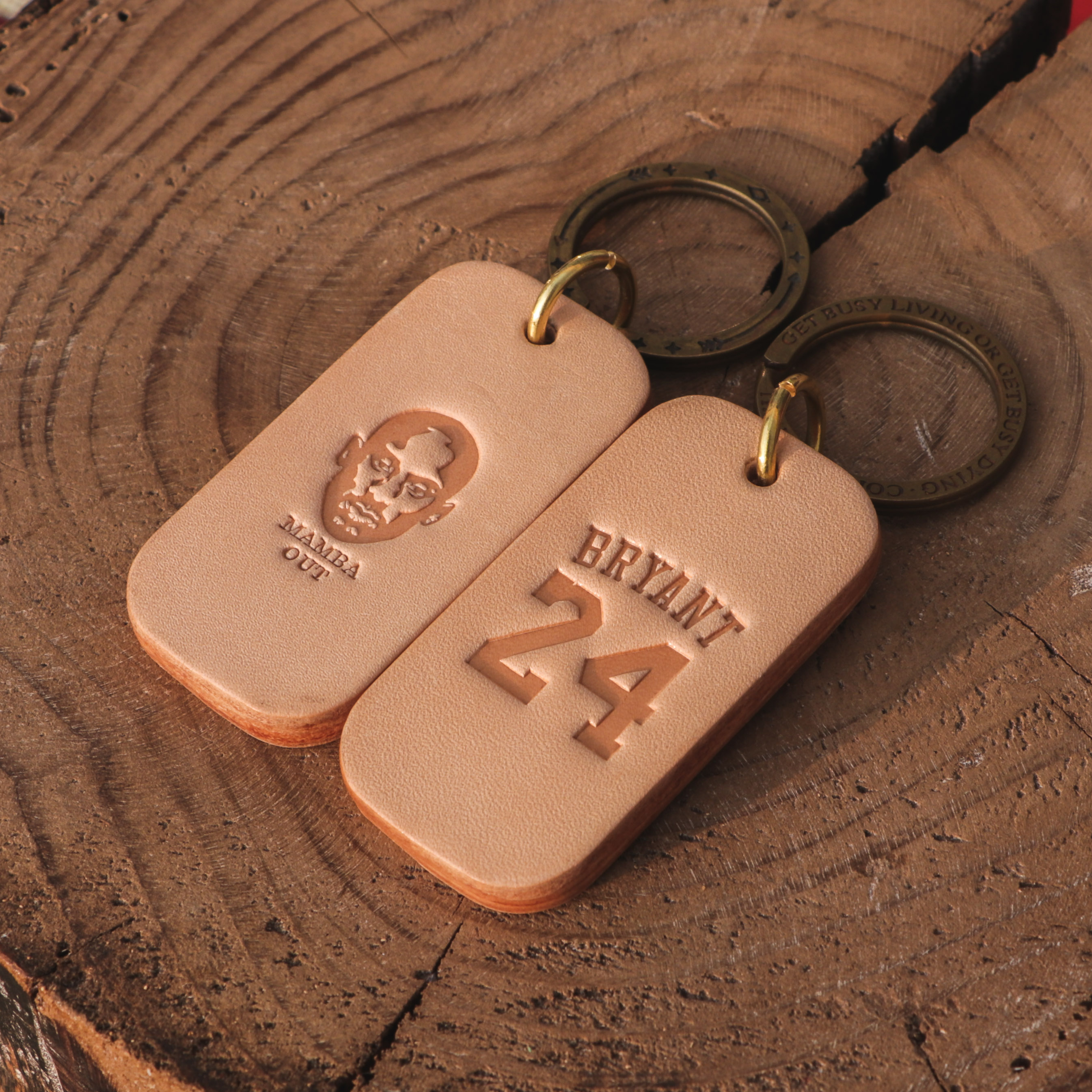 NBA科比詹姆斯球衣皮牌钥匙扣