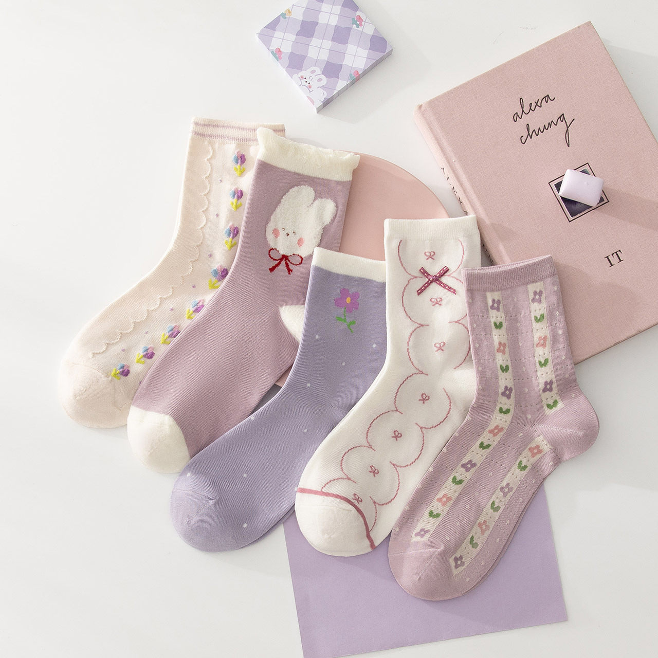 【包邮】caramella卡拉美拉秋冬袜子5双紫色卡通兔子中筒可爱女袜