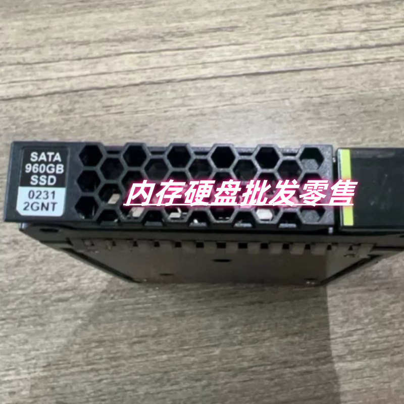 02312GNT固态-960GB-SATA硬盘