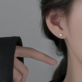 小众高级感养耳洞耳饰 999纯银爱心耳钉女耳环2026新爆款 巷南