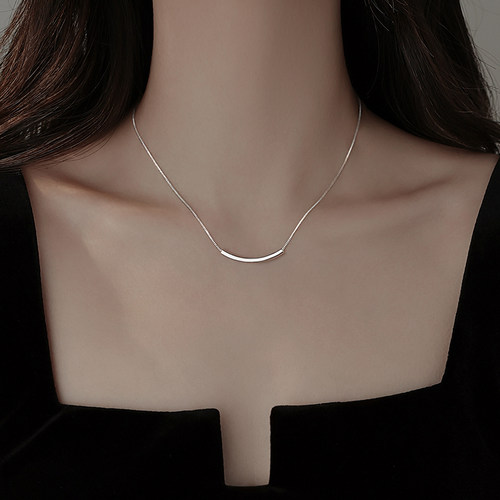 巷南微笑项链高级感轻奢