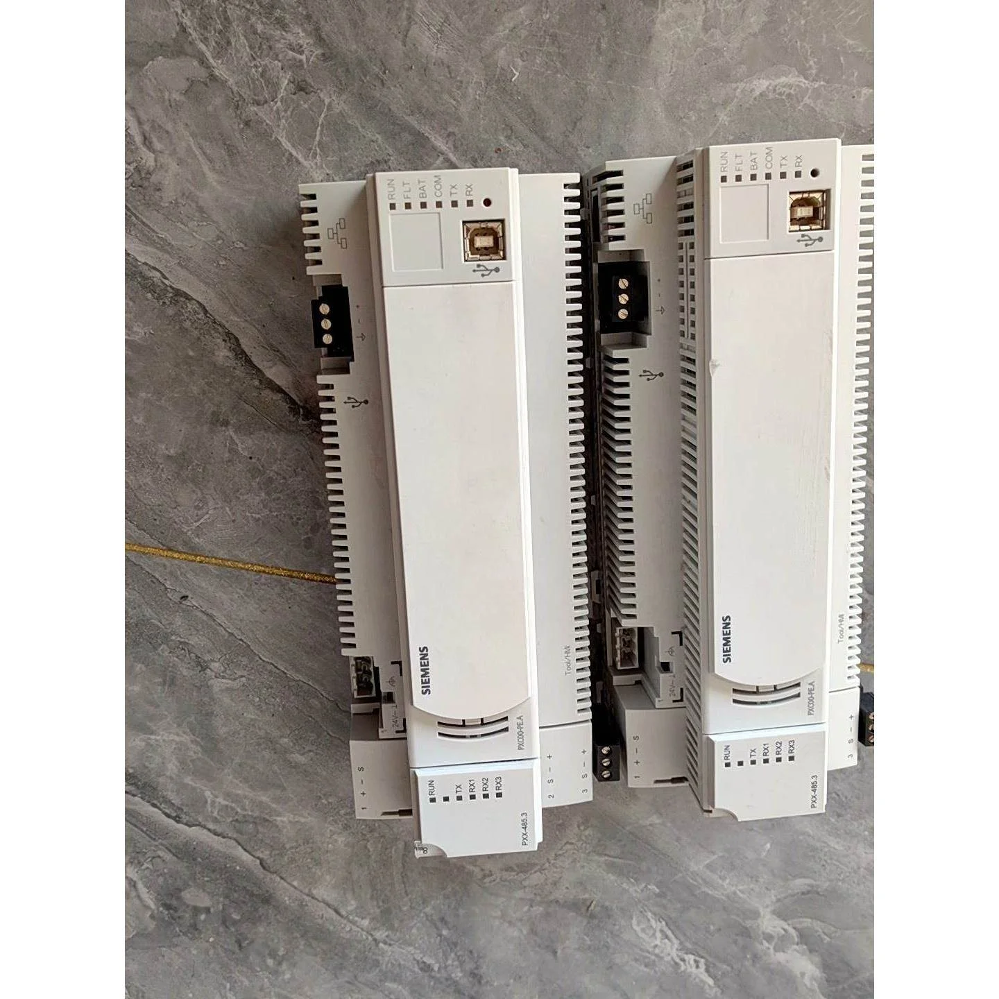 非实价议价议价询价西门子PXC00-PE.A十PXX-485.3一套6500。议价