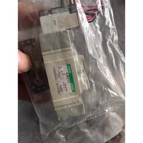 非实价议价议价CKD电磁阀4JA219。全新原装工程余料。如图非实价