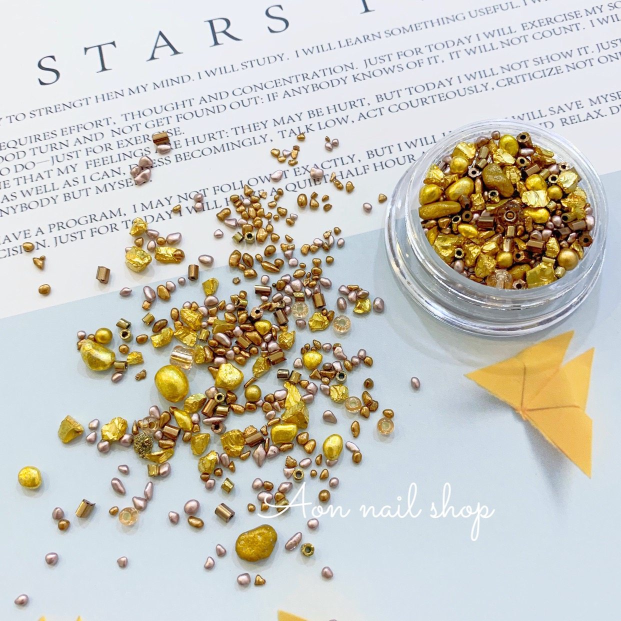 qjforu 美甲饰品海王宝藏复古美甲矿金石不规则混搭碎石美甲饰品