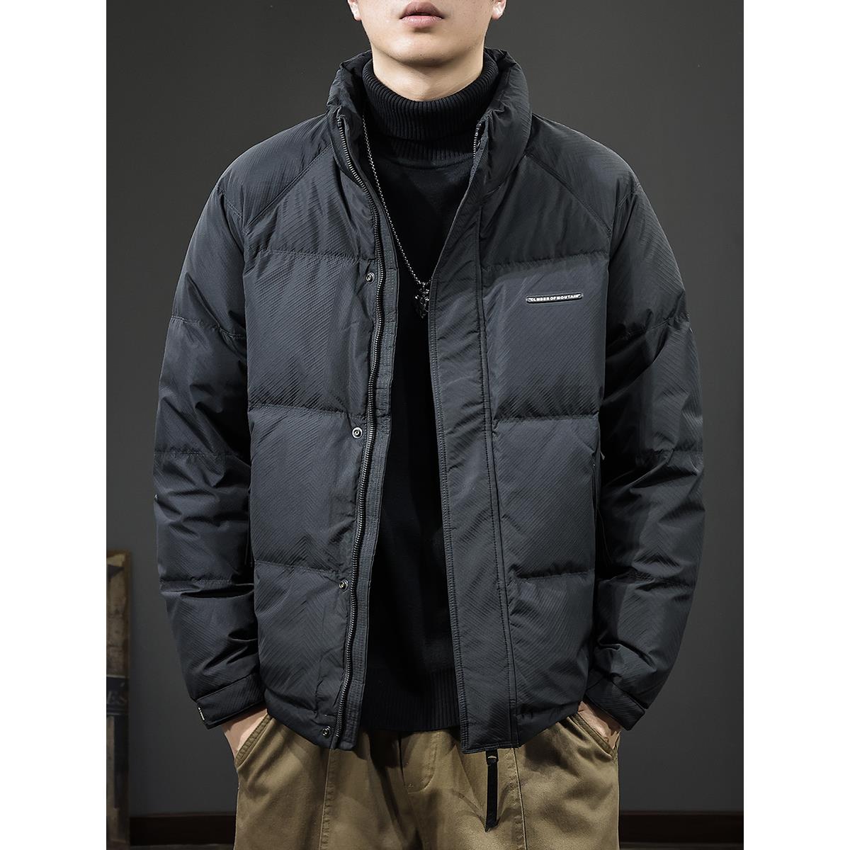 冬季新款时尚格纹立领男士羽绒服轻薄短款宽松防风90白鸭绒面包服